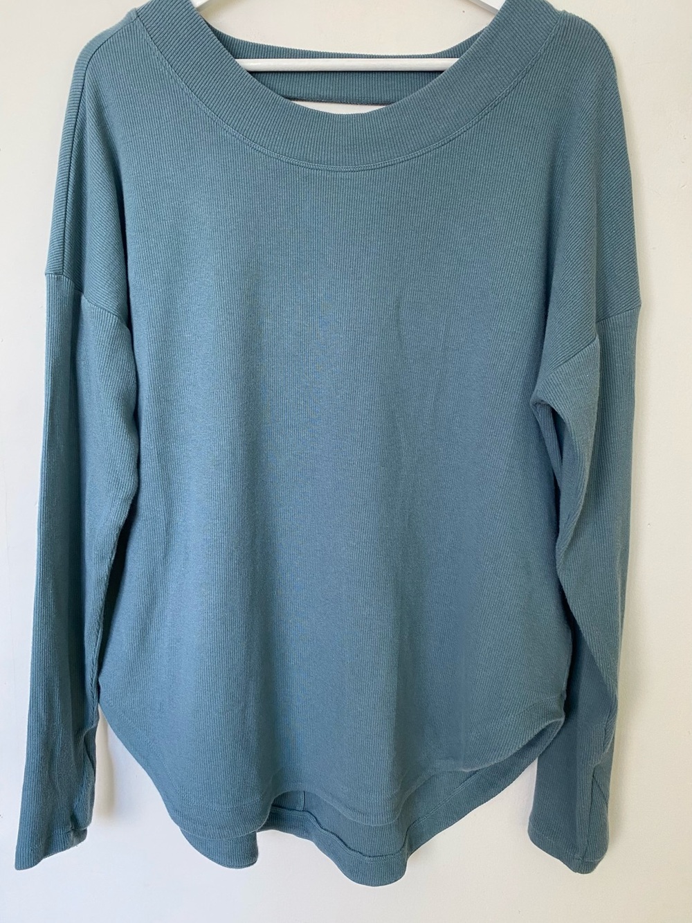 Athleta Relaxed Lightweight Crewneck sweatshirt in Oxide Green